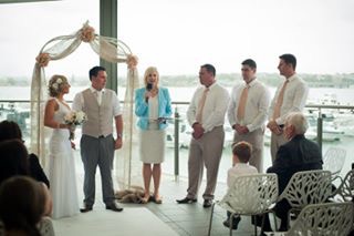 A relaxed waterfront ceremony
